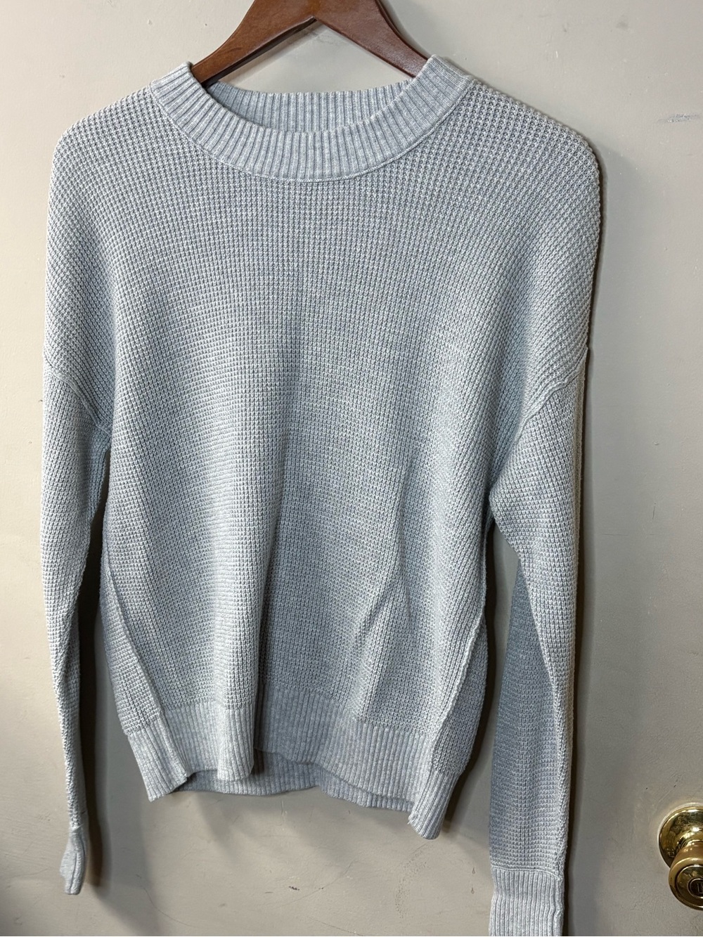Treasure & Bond light gray Waffle knit size small Crewneck Sweater